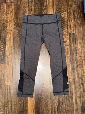Lululemon cropped leggings